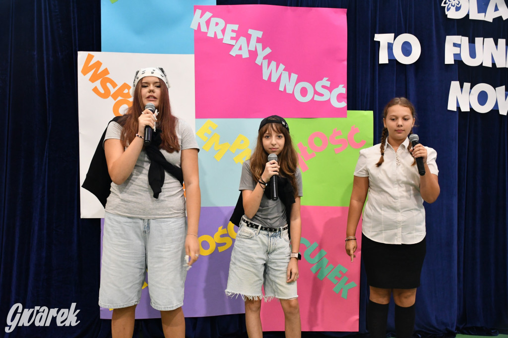 Repty Śląskie. Szkoła po przebudowie. Jak śląski dom