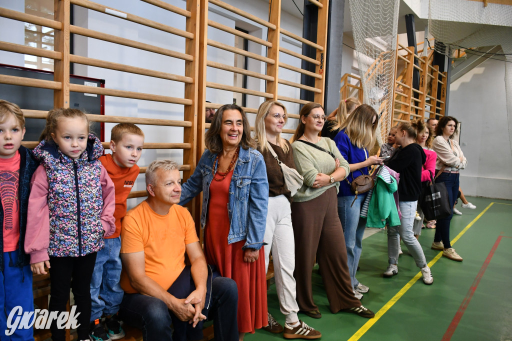 Repty Śląskie. Szkoła po przebudowie. Jak śląski dom