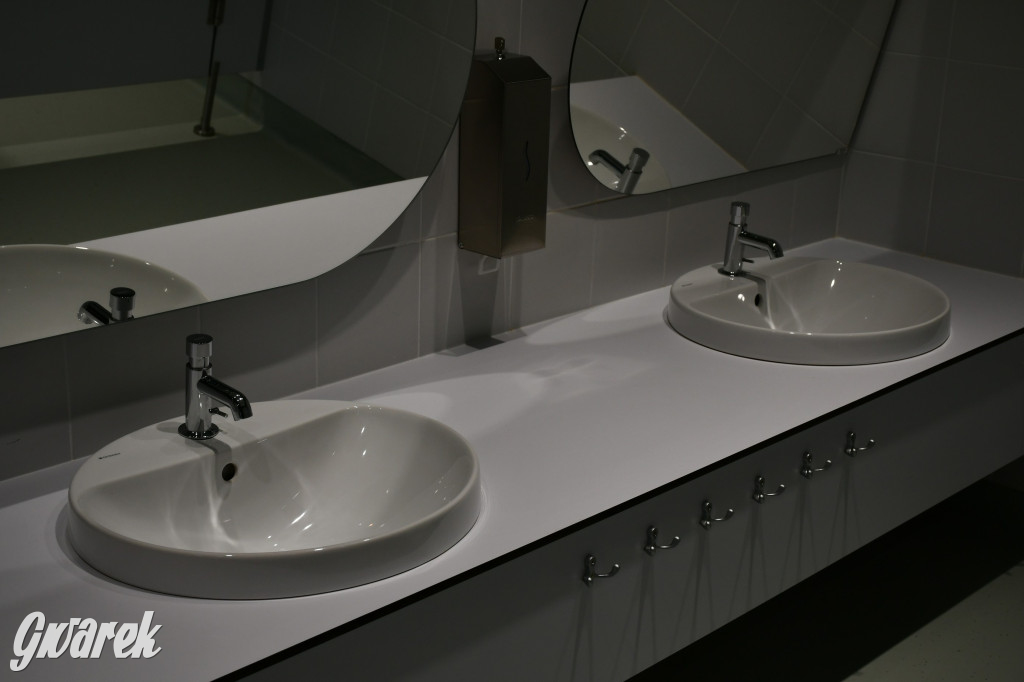 Repty Śląskie. Szkoła po przebudowie. Jak śląski dom