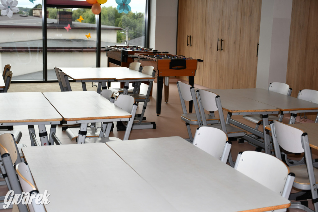 Repty Śląskie. Szkoła po przebudowie. Jak śląski dom