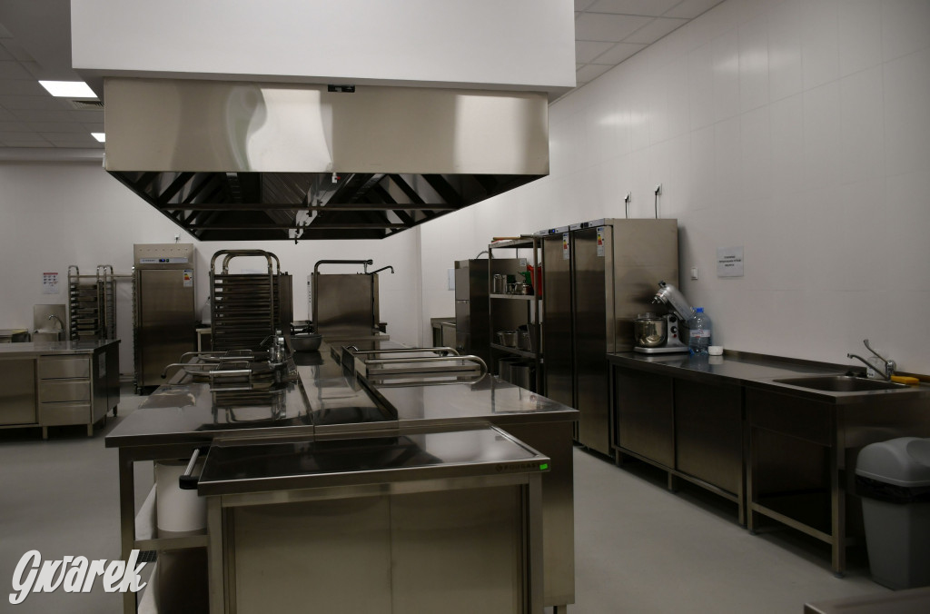 Repty Śląskie. Szkoła po przebudowie. Jak śląski dom