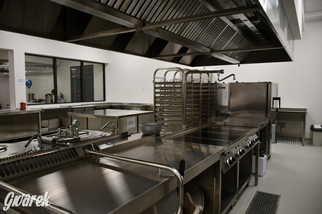 Repty Śląskie. Szkoła po przebudowie. Jak śląski dom