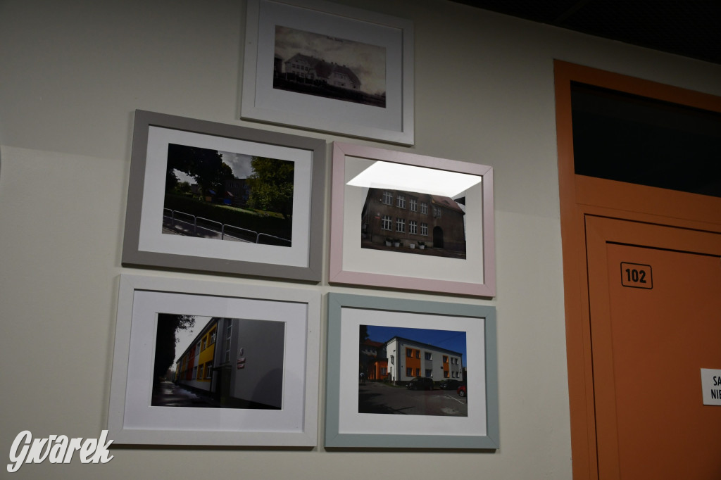 Repty Śląskie. Szkoła po przebudowie. Jak śląski dom