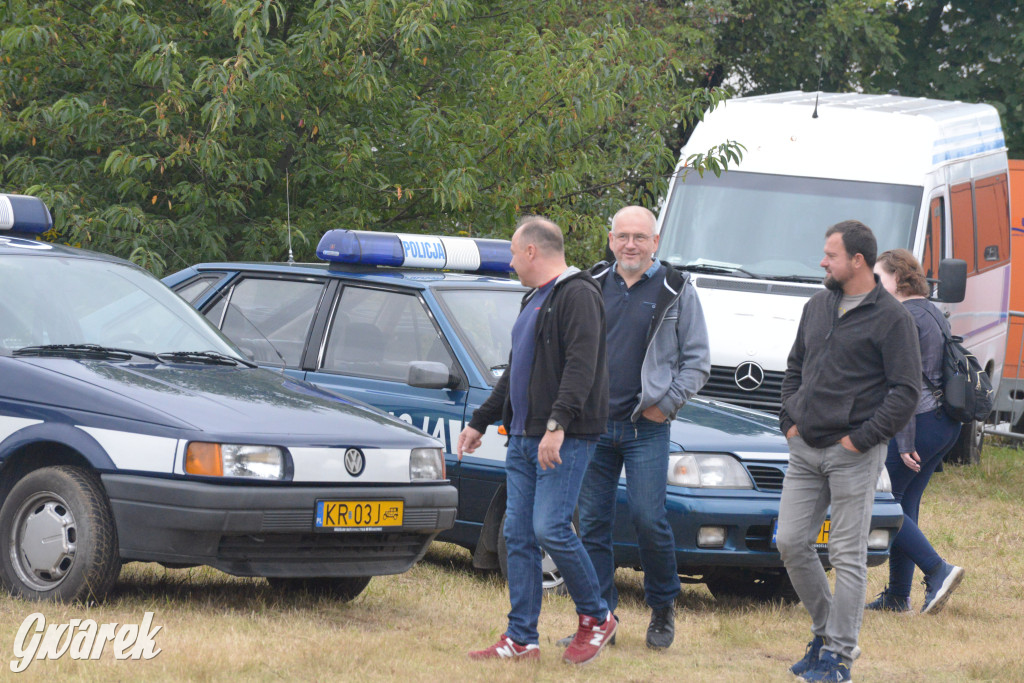 Tarnogórski Piknik Militarny z czołgiem Twardy