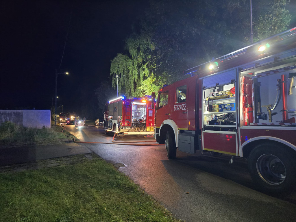 Radzionków. Pożar i 12 zastępów straży w akcji