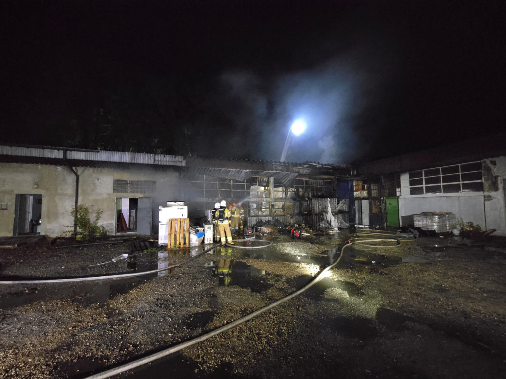 Radzionków. Pożar i 12 zastępów straży w akcji
