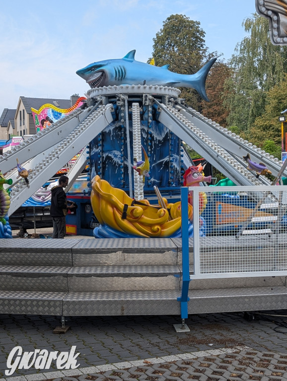 Karuzele już stoją. Gwarki tuż, tuż