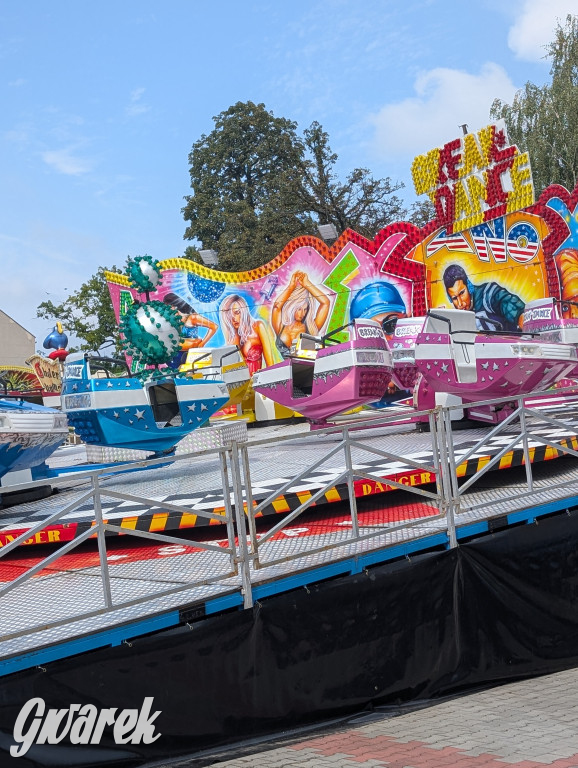 Karuzele już stoją. Gwarki tuż, tuż