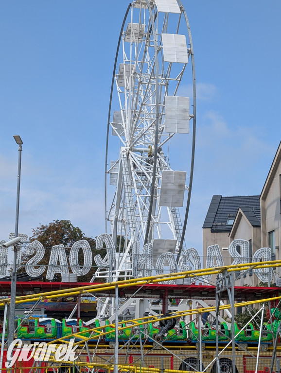 Karuzele już stoją. Gwarki tuż, tuż