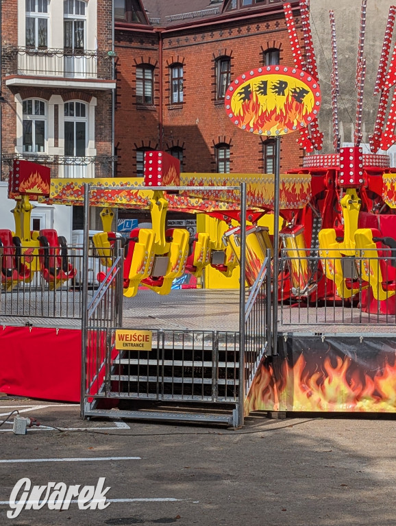 Karuzele już stoją. Gwarki tuż, tuż