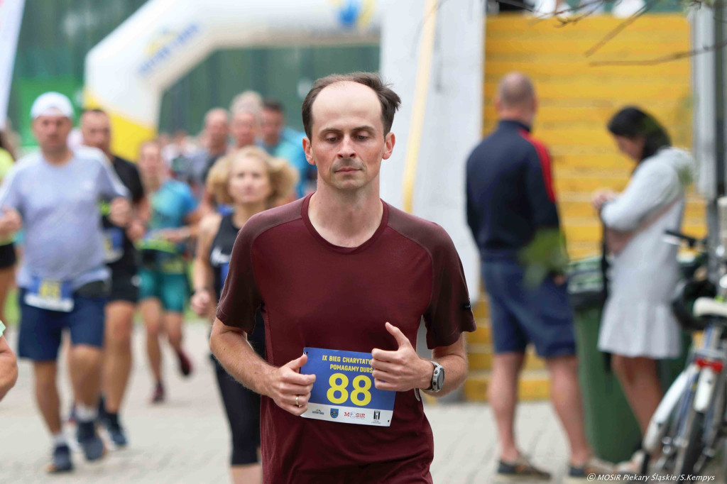 Biegali i szli. Charytatywnie