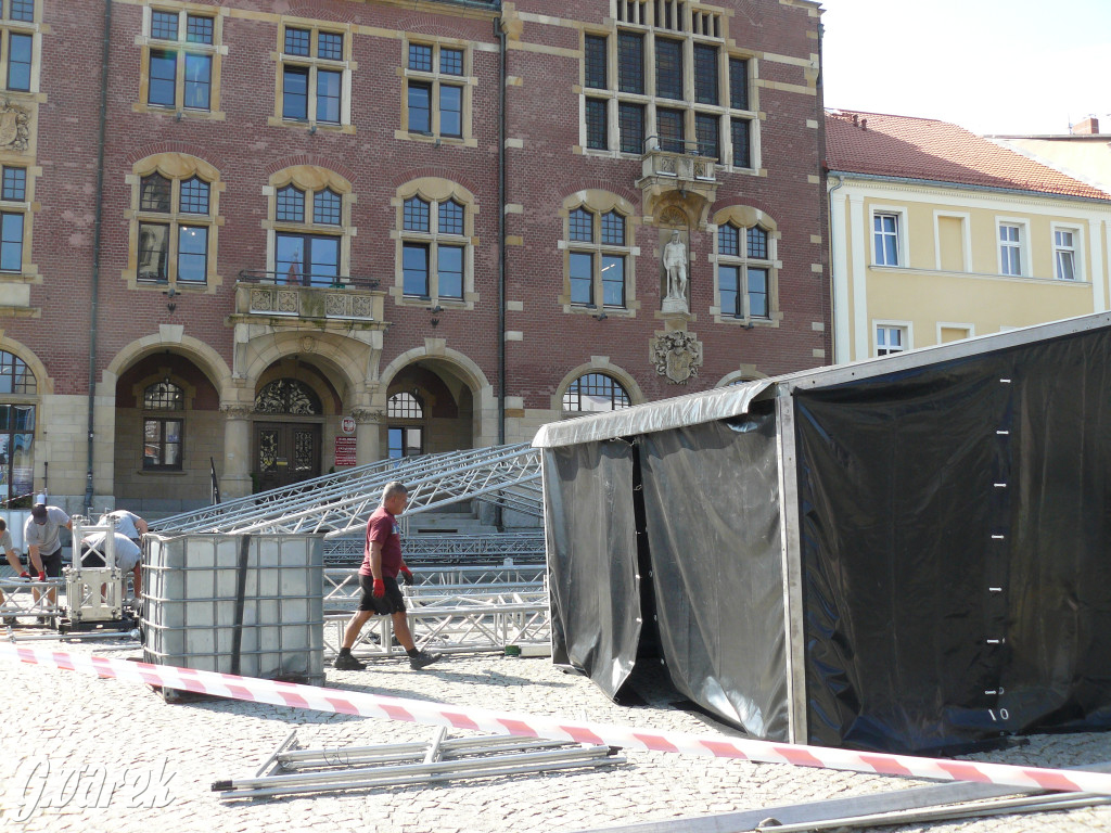 Gwarki 2025. Na rynku stawiają scenę