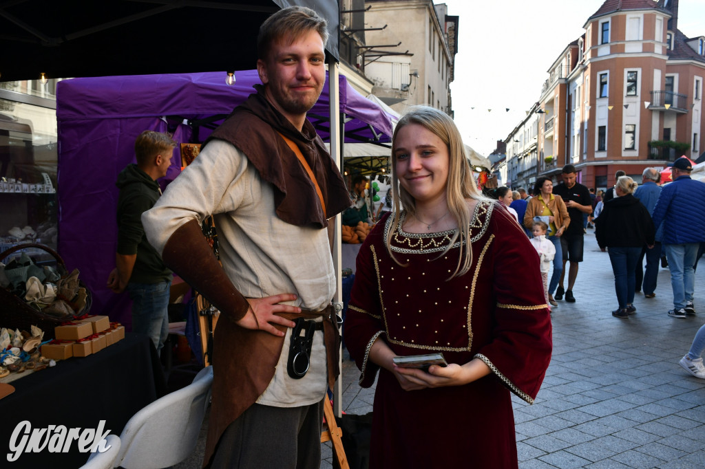 Gwarki na Krakowskiej, Tylnej i...