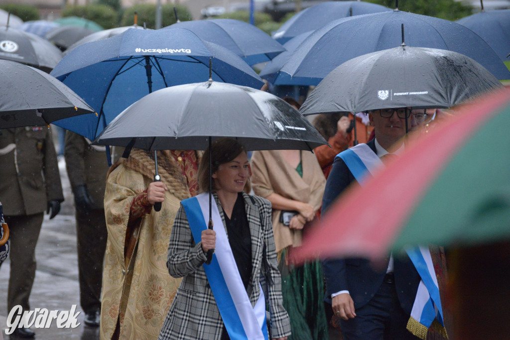 Gwarki 2025. Pochód w deszczu (cz. historyczna)