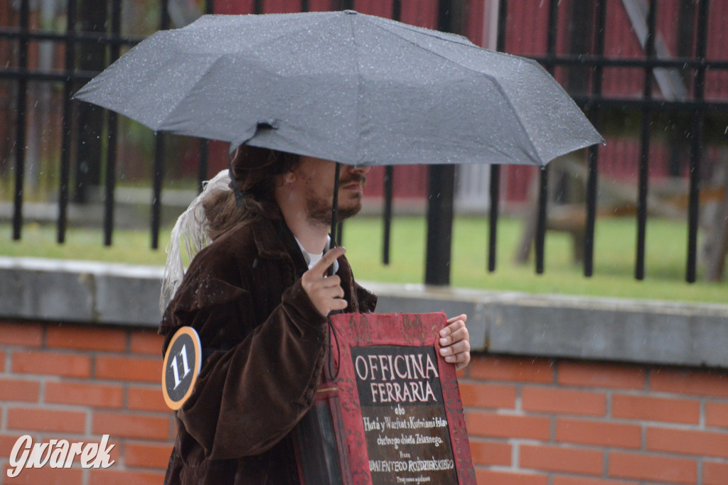 Gwarki 2025. Pochód w deszczu (cz. historyczna)