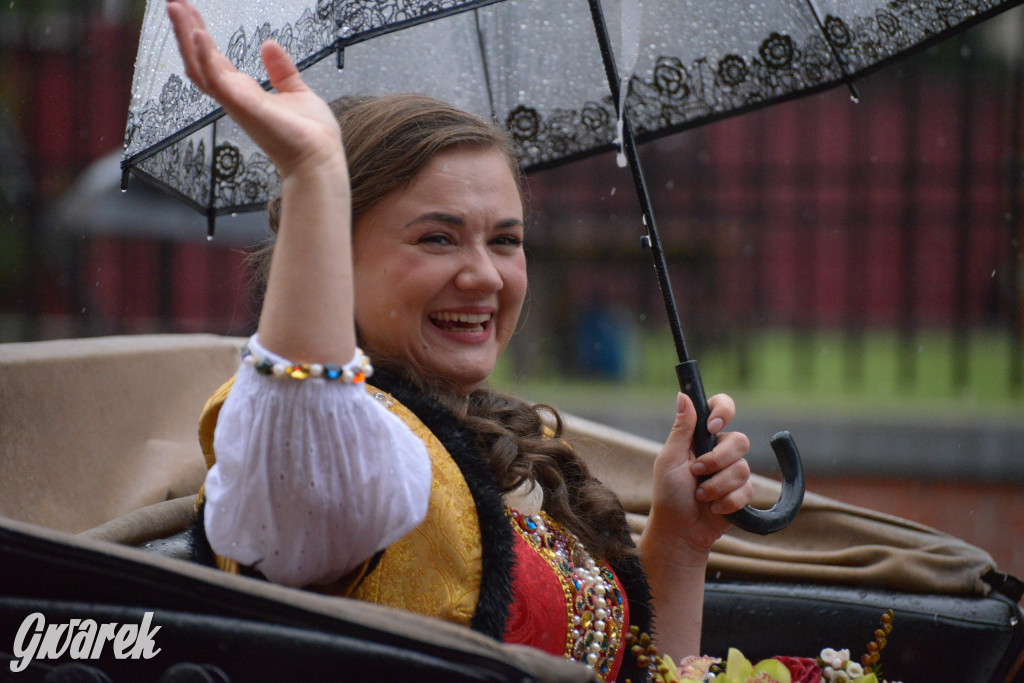 Gwarki 2025. Pochód w deszczu (cz. historyczna)