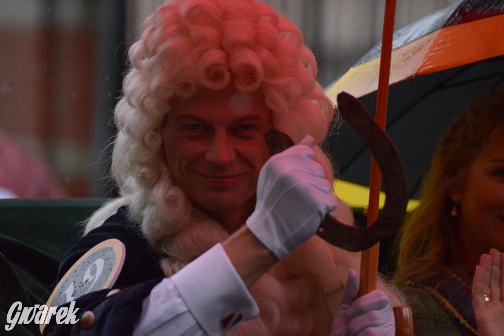 Gwarki 2025. Pochód w deszczu (cz. historyczna)