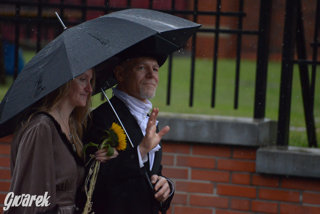 Gwarki 2025. Pochód w deszczu (cz. historyczna)