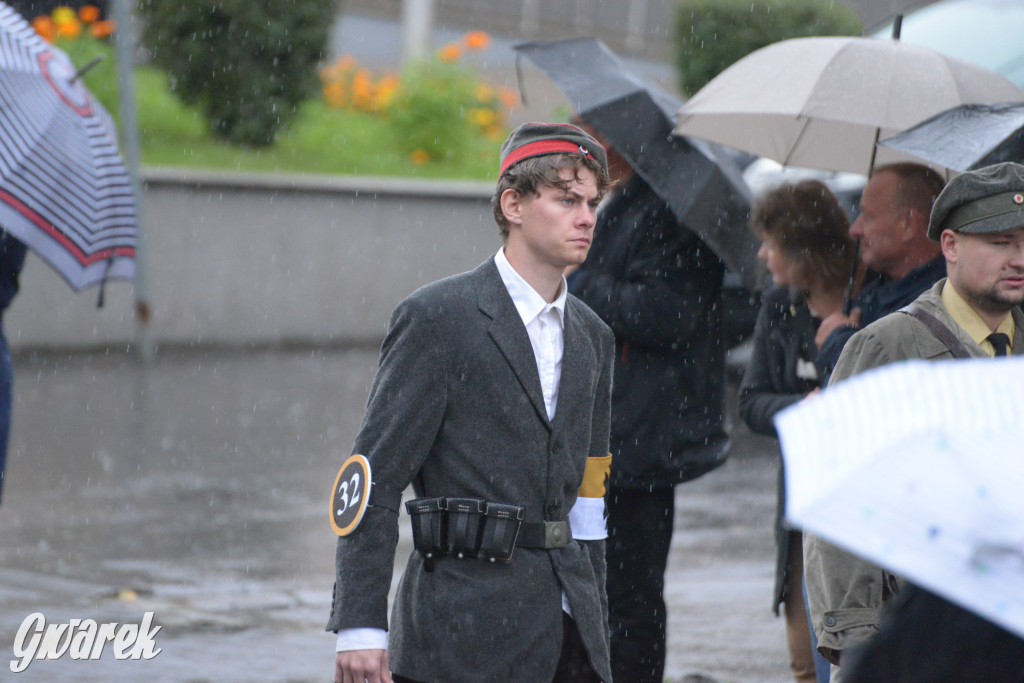 Gwarki 2025. Pochód w deszczu (cz. historyczna)