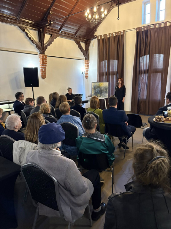 Radzionków. Pamięć o zgwałconych kobietach