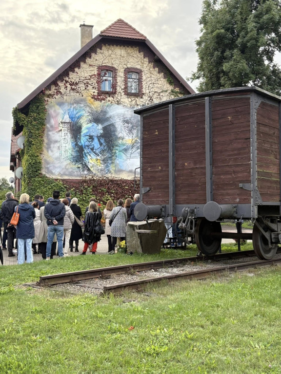 Radzionków. Pamięć o zgwałconych kobietach