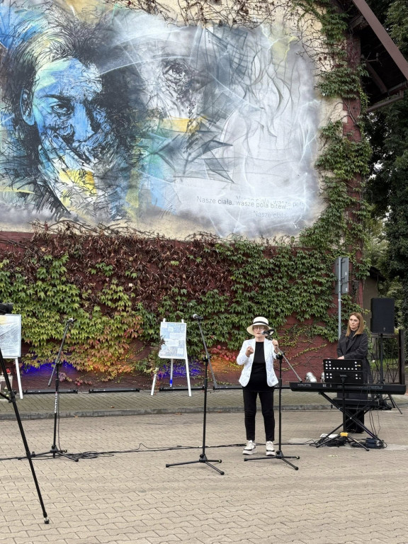 Radzionków. Pamięć o zgwałconych kobietach