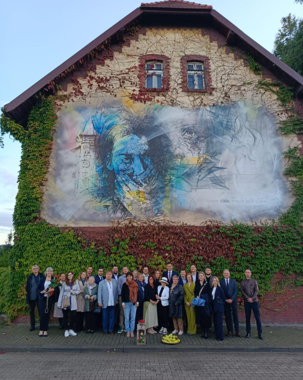 Radzionków. Pamięć o zgwałconych kobietach