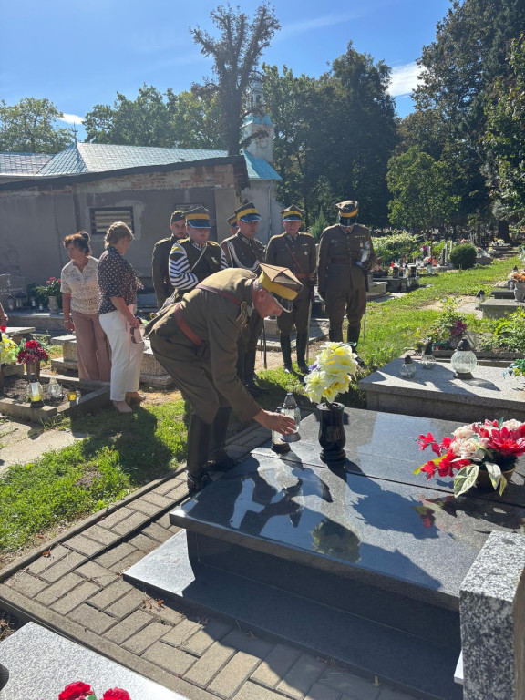 Tarnowskie Góry. Msza za żołnierzy i harcerzy