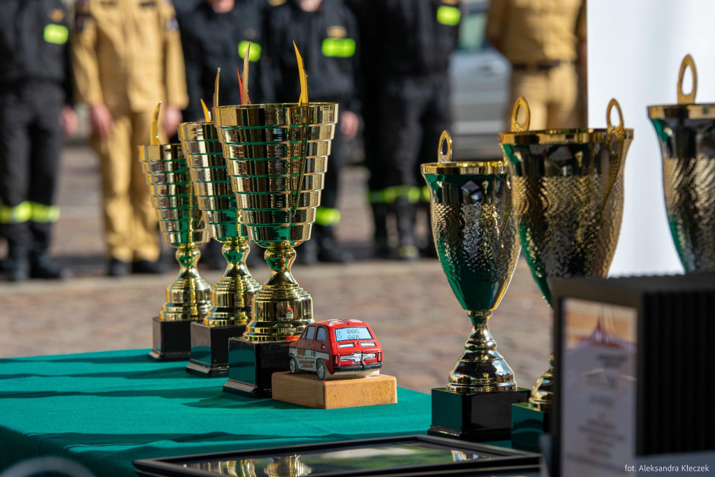 Harcerze i strażacy w akcji pierwszej pomocy