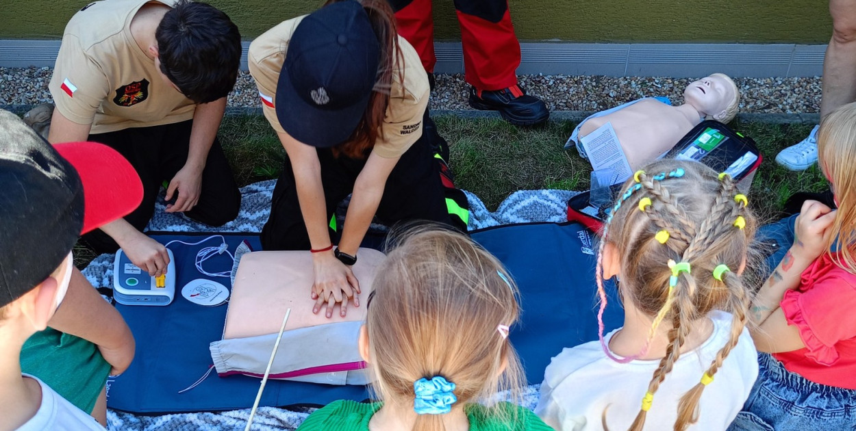 Zabawa na strażackim festynie