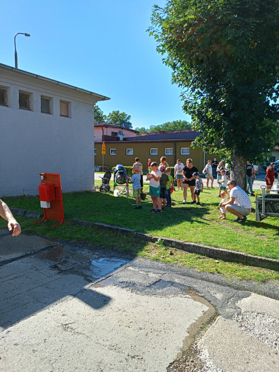 Zabawa na strażackim festynie