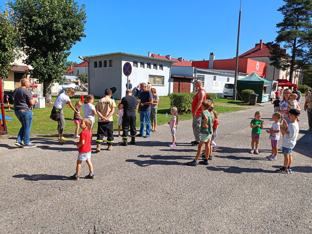 Zabawa na strażackim festynie