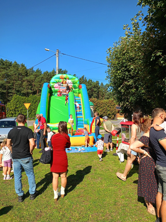 Zabawa na strażackim festynie