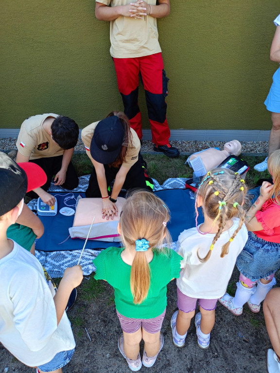 Zabawa na strażackim festynie