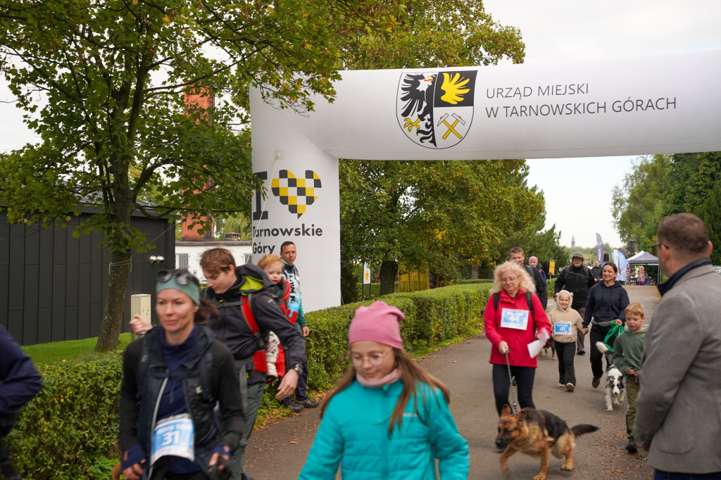Tarnowskie Góry. Biegli z psami i pomagali psom