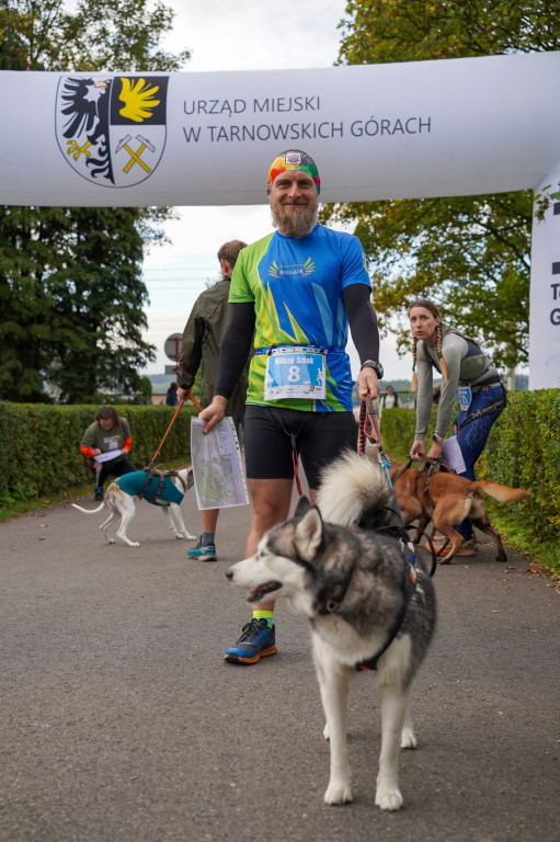 Tarnowskie Góry. Biegli z psami i pomagali psom