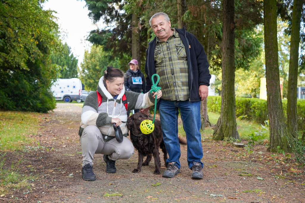 Tarnowskie Góry. Biegli z psami i pomagali psom