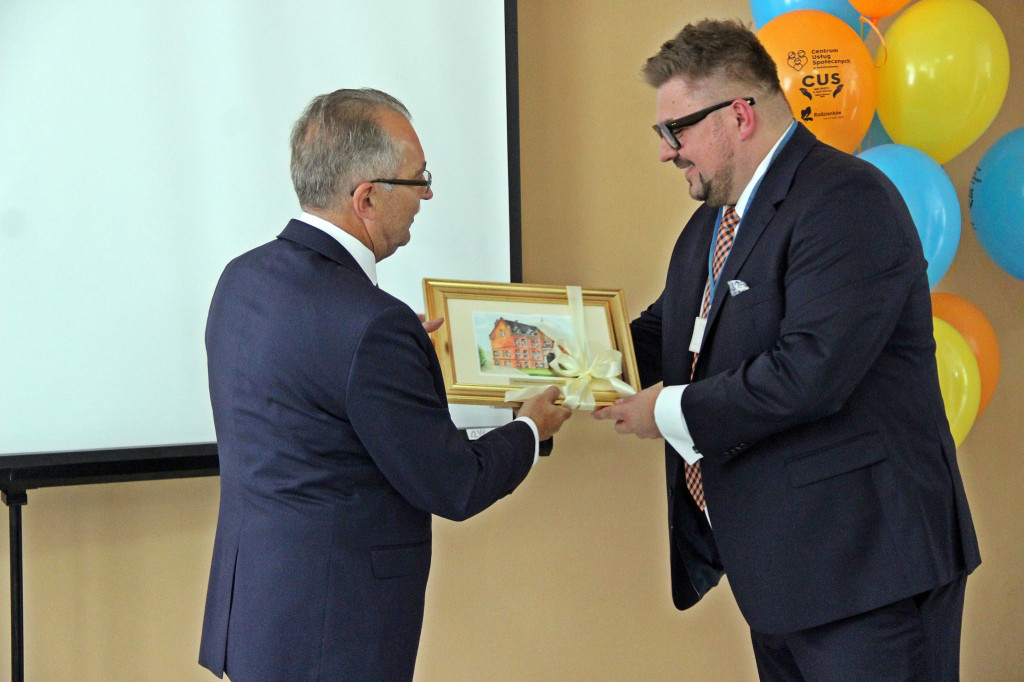 Radzionków. Centrum usług już działa