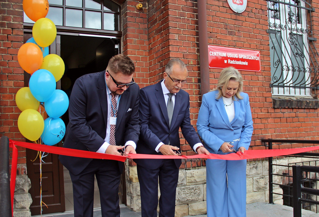 Radzionków. Centrum usług już działa
