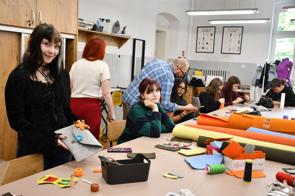 Włosi mówią, że Plastyk ma świetną pracownię krawiecką