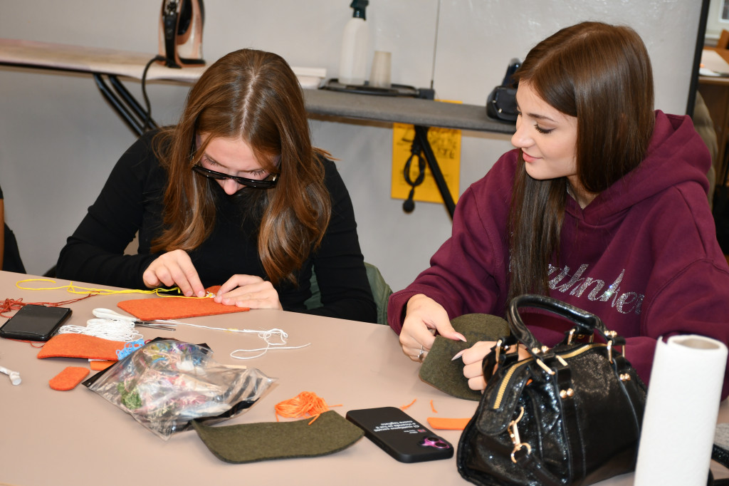 Włosi mówią, że Plastyk ma świetną pracownię krawiecką