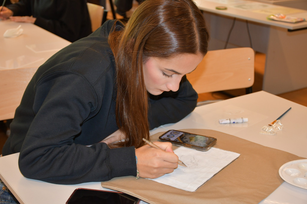 Włosi mówią, że Plastyk ma świetną pracownię krawiecką