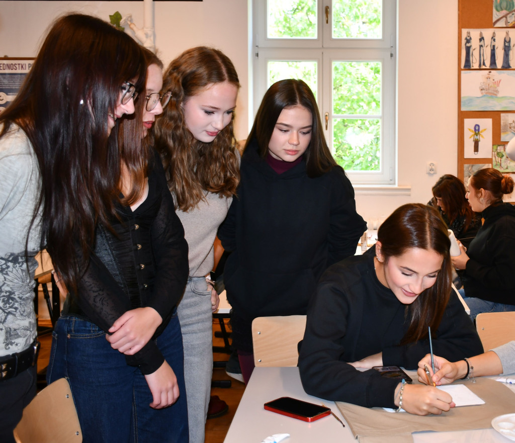 Włosi mówią, że Plastyk ma świetną pracownię krawiecką