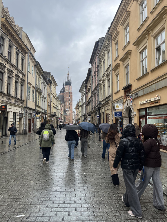 Włosi mówią, że Plastyk ma świetną pracownię krawiecką