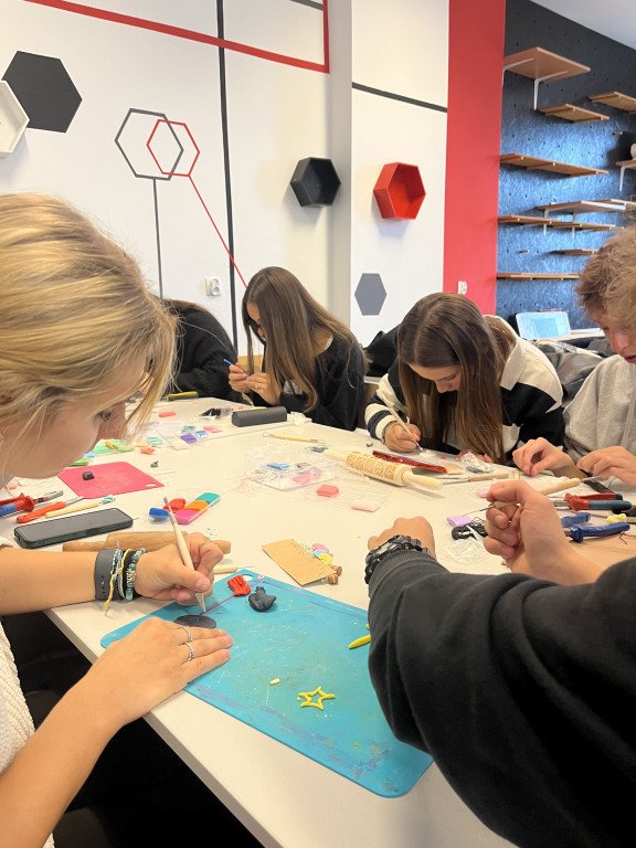 Włosi mówią, że Plastyk ma świetną pracownię krawiecką