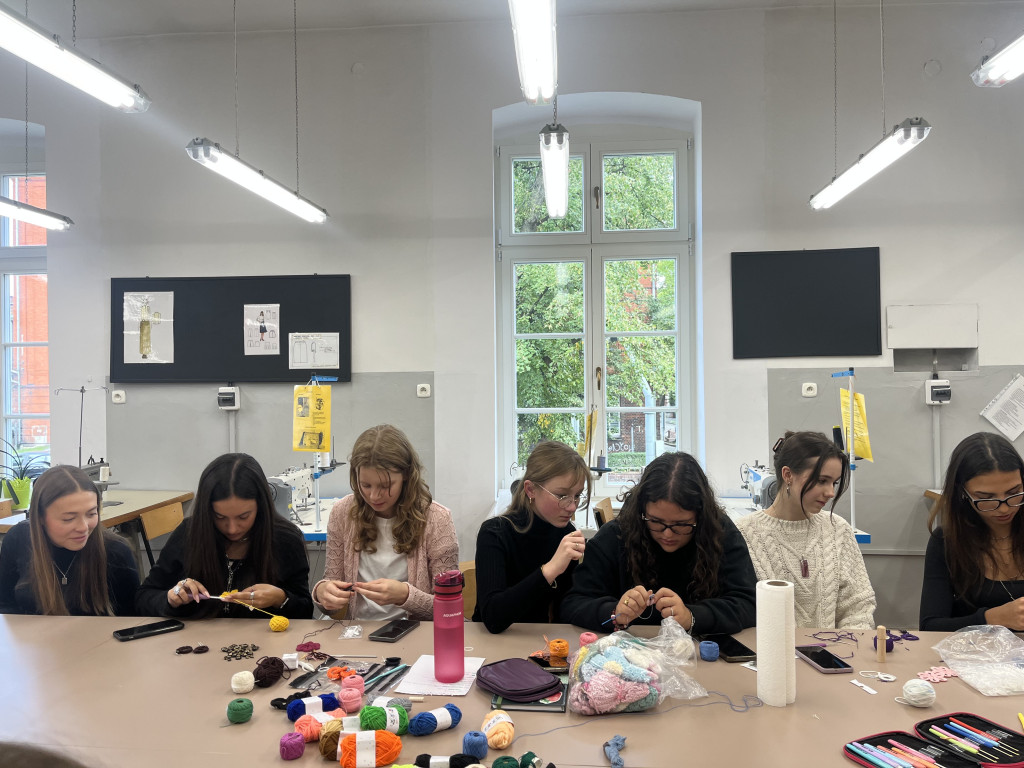 Włosi mówią, że Plastyk ma świetną pracownię krawiecką