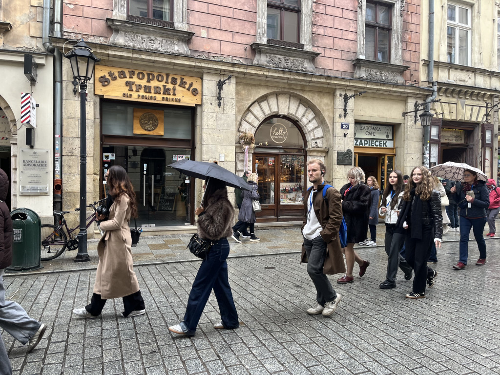 Włosi mówią, że Plastyk ma świetną pracownię krawiecką