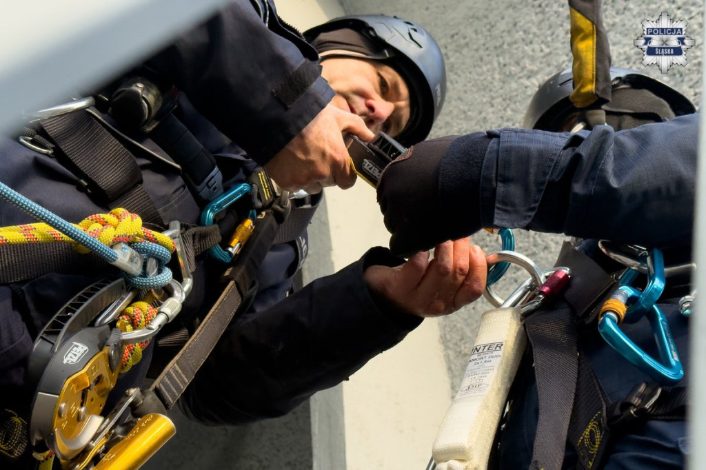 Tarnowskie Góry. Brudna bomba i poszukiwany pilot drona
