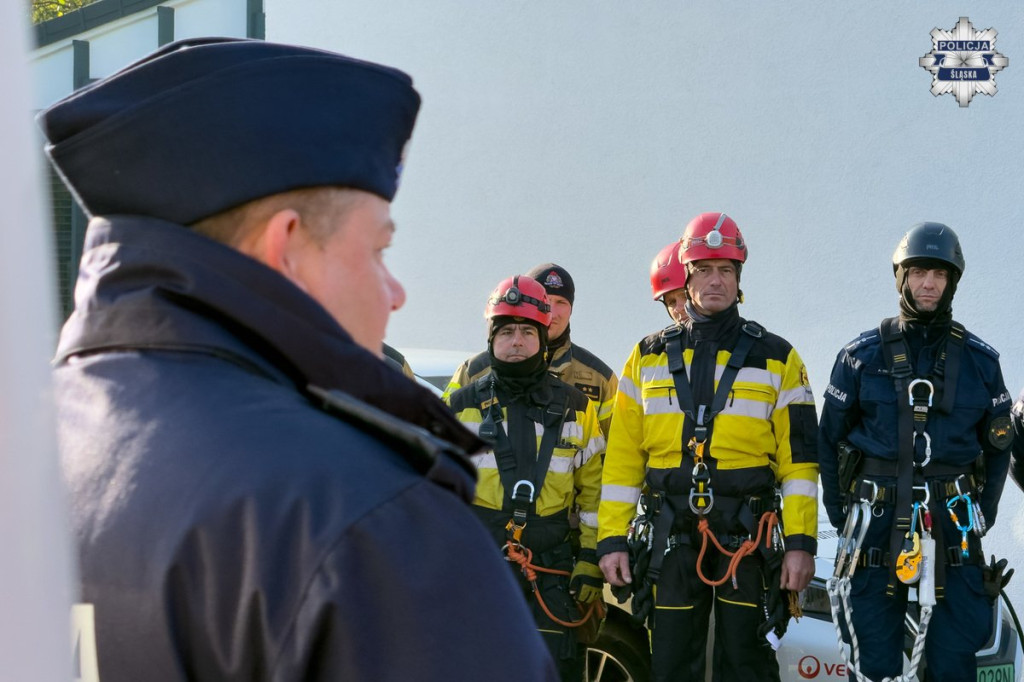 Tarnowskie Góry. Brudna bomba i poszukiwany pilot drona
