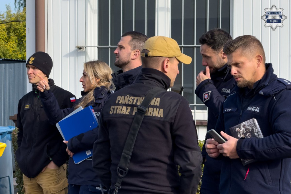 Tarnowskie Góry. Brudna bomba i poszukiwany pilot drona